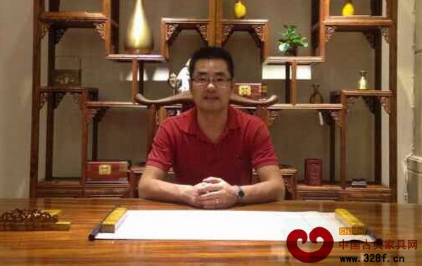 深圳市宜雅紅木家具藝術品有限公司（泰和園）中山紅博城體驗店負責人熊雪華