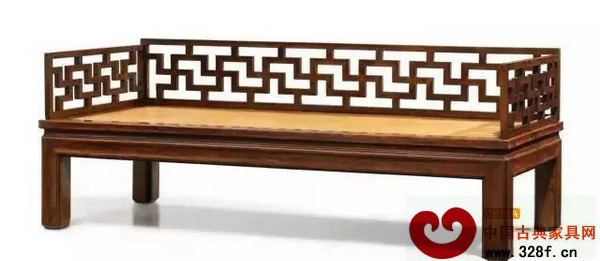 Lot 109 晚明 黃花梨攢接卍字紋圍子羅漢床