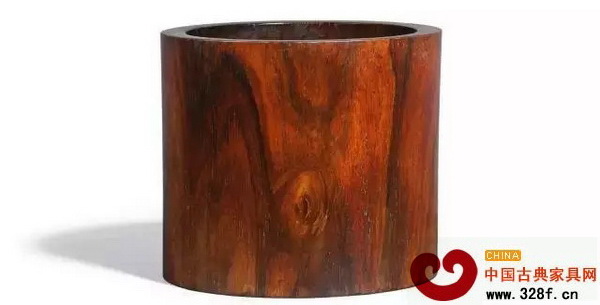 Lot 101 明末/清初 黃花梨大筆筒