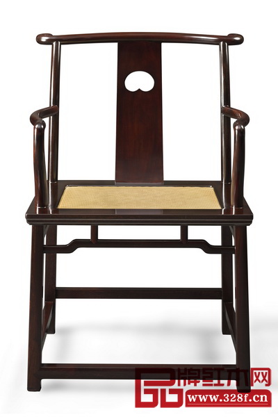 《靜聽》官帽椅 《靜聽》官帽椅