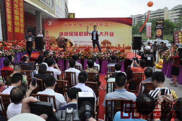 中國知名導演劉金笑演唱原創(chuàng)歌曲《起伏》