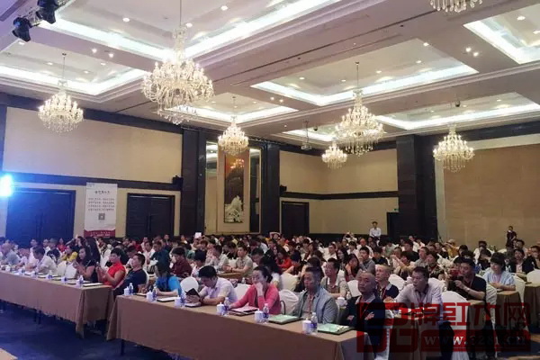 中信紅木家人齊聚一堂 中信紅木家人齊聚一堂