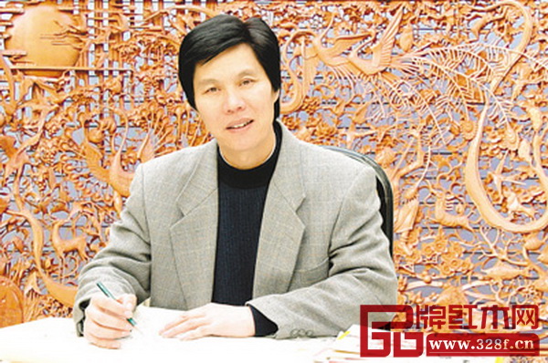 吳初偉榮獲“亞太地區(qū)手工藝大師”稱號 吳初偉榮獲“亞太地區(qū)手工藝大師”稱號