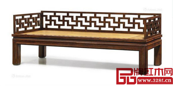 《晚明黃花梨攢接卍字紋圍子羅漢床》以1184萬港元成交奪得2016香港蘇富比春拍“明式家具——亞洲私人收藏”專場桂冠 《晚明黃花梨攢接卍字紋圍子羅漢床》以1184萬港元成交奪得2016香港蘇富比春拍“明式家具——亞洲私人收藏”專場桂冠