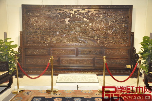 2014年中國(guó)紅木家具精品品鑒會(huì)展示現(xiàn)場(chǎng) 2014年中國(guó)紅木家具精品品鑒會(huì)展示現(xiàn)場(chǎng)