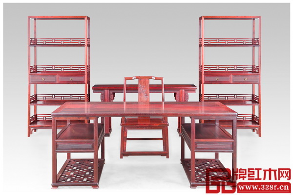 泰和園《小葉柿蒂紋書房五件套》將亮相北京紅木家具品鑒會(huì) 泰和園《小葉柿蒂紋書房五件套》將亮相北京紅木家具品鑒會(huì)