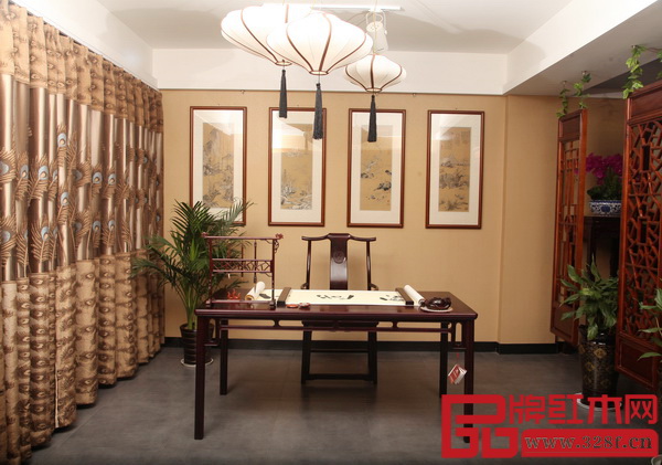 軒禾殿紅木——《明式書(shū)畫(huà)案》 軒禾殿紅木——《明式書(shū)畫(huà)案》