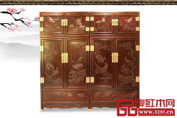 軒禾殿紅木——《松鶴延年頂箱衣柜》 軒禾殿紅木——《松鶴延年頂箱衣柜》