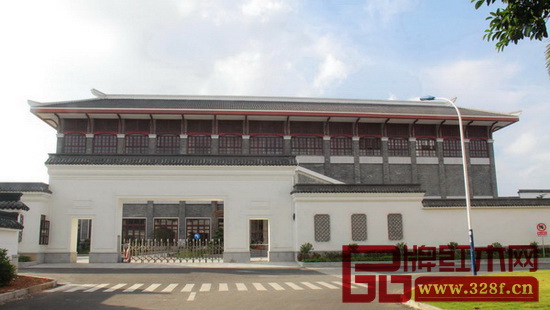 永華紅木利用紅木藝術(shù)館這個平臺與消費者互動 永華紅木利用紅木藝術(shù)館這個平臺與消費者互動