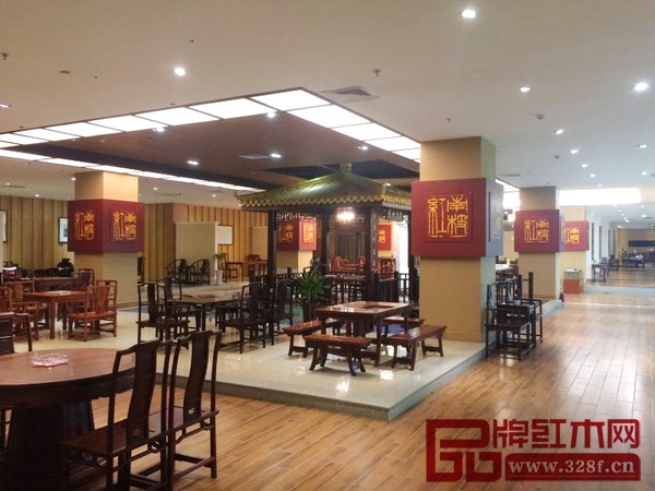 裝飾一新的南枝紅紅木西安店展廳布局更顯大氣 裝飾一新的南枝紅紅木西安店展廳布局更顯大氣