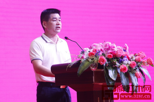 中山市大涌鎮(zhèn)黨委副書記賀修虎發(fā)表講話 中山市大涌鎮(zhèn)黨委副書記賀修虎發(fā)表講話