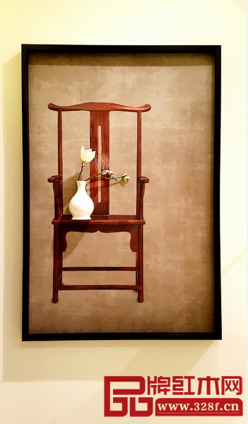 以官帽椅為原型的創(chuàng)意實(shí)物掛畫精美絕倫 