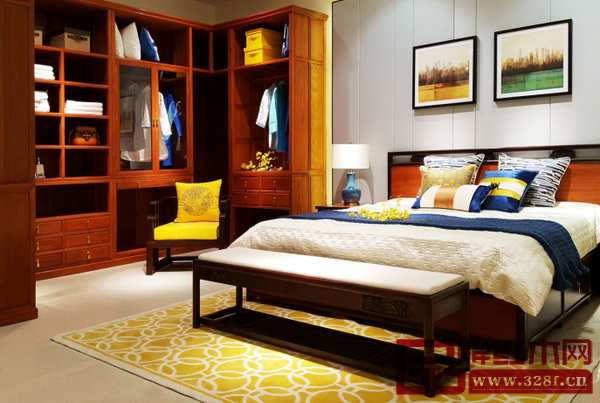 不同的臥室風(fēng)格都能與紅木家具相適應(yīng) 