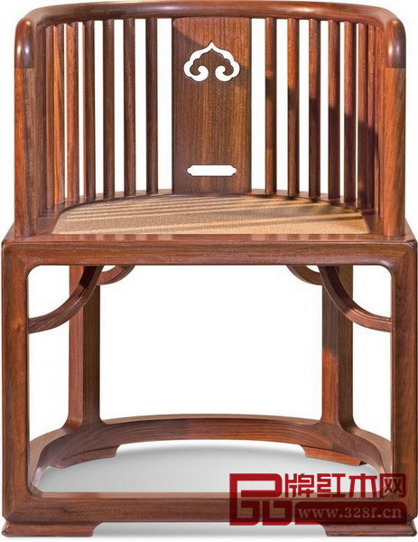 中國(guó)傳統(tǒng)工藝大師、國(guó)壽紅木董事長(zhǎng)陳國(guó)壽原創(chuàng)設(shè)計(jì)、傾心制造的,并以其名字命名的新明式家具——國(guó)壽椅 中國(guó)傳統(tǒng)工藝大師、國(guó)壽紅木董事長(zhǎng)陳國(guó)壽原創(chuàng)設(shè)計(jì)、傾心制造的,并以其名字命名的新明式家具——國(guó)壽椅