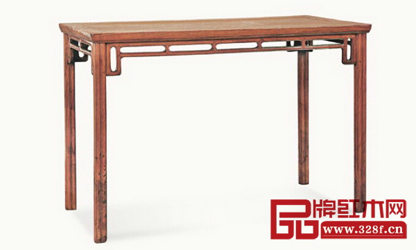 明末清初 黃花梨攢牙板條桌(選自安思遠(yuǎn):《洪氏所藏木器百圖》) 明末清初 黃花梨攢牙板條桌(選自安思遠(yuǎn):《洪氏所藏木器百圖》)