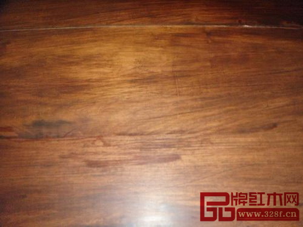 白酸枝和花枝必將代替紅酸枝地位成為未來紅木行業(yè)的主打