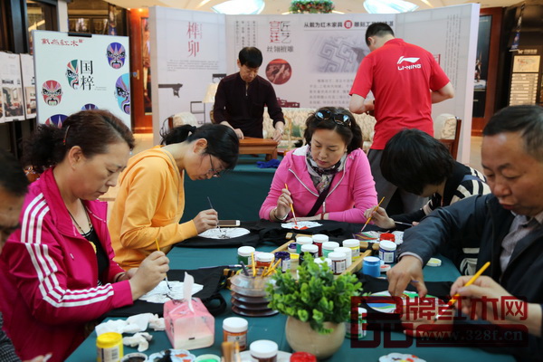 戴為紅木“幸福之家·天倫”系列活動全國巡禮正如火如荼持續(xù)進行中 戴為紅木“幸福之家·天倫”系列活動全國巡禮正如火如荼持續(xù)進行中