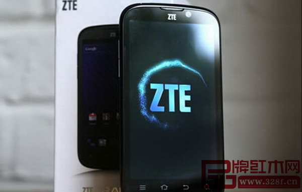 2014年9月，習(xí)見(jiàn)平在與上合組織領(lǐng)導(dǎo)人舉行會(huì)晤后，向與會(huì)者贈(zèng)送了國(guó)產(chǎn)中興手機(jī)