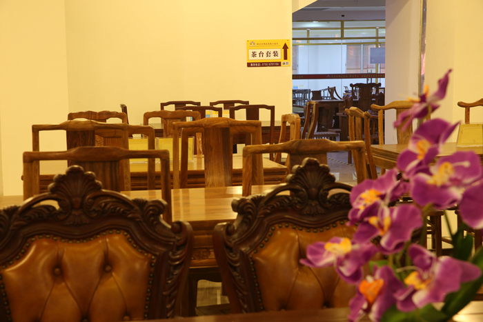 新會古典家具城 新會古典家具城