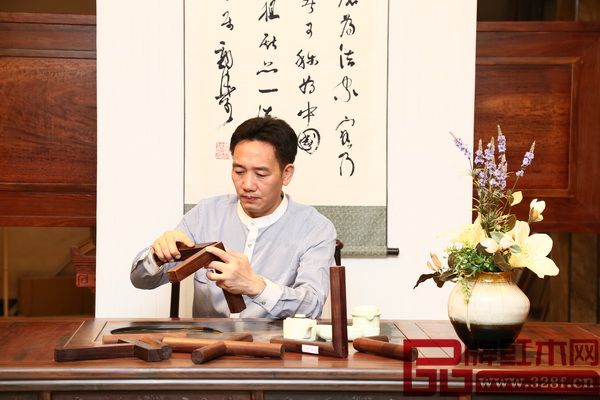 集古韻今董事長陳新平