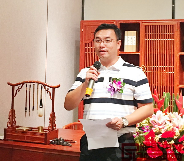 國(guó)壽紅木副董事長(zhǎng)陳淦凡發(fā)表致辭 國(guó)壽紅木副董事長(zhǎng)陳淦凡發(fā)表致辭