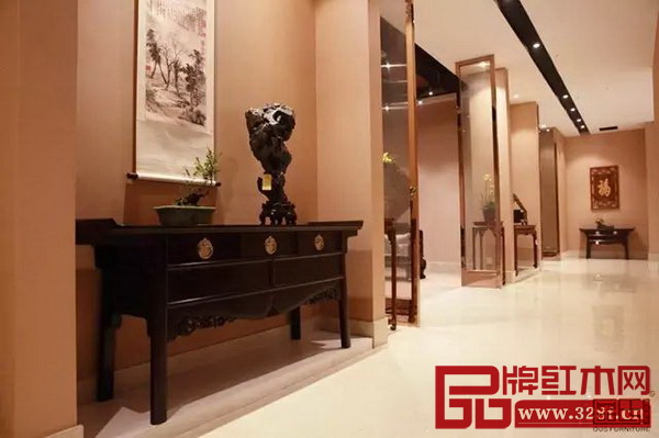 區(qū)氏臻品紅博城店場景圖 