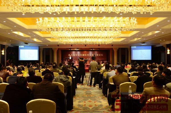 第五屆中國(guó)木雕紅木家具發(fā)展論壇現(xiàn)場(chǎng) 第五屆中國(guó)木雕紅木家具發(fā)展論壇現(xiàn)場(chǎng)