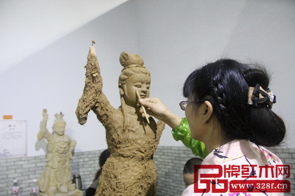 第十屆東博會(huì)非遺展區(qū)—泥塑 第十屆東博會(huì)非遺展區(qū)—泥塑
