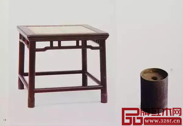 它與唐代的門床造法有淵源關(guān)系，此束腰是面板下裝飾一道縮進(jìn)面沿的線條