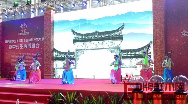 展會期間的精彩表演獨(dú)具韻味 展會期間的精彩表演獨(dú)具韻味