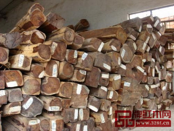 交趾黃檀,又名暹羅玫瑰木 交趾黃檀,又名暹羅玫瑰木