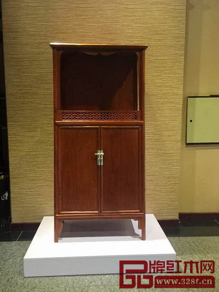 牛曉霆明式家具作品展展出的明代家具 牛曉霆明式家具作品展展出的明代家具