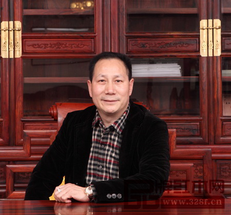 東陽市御乾堂宮廷紅木家具有限公司董事長—馬海軍 東陽市御乾堂宮廷紅木家具有限公司董事長—馬海軍