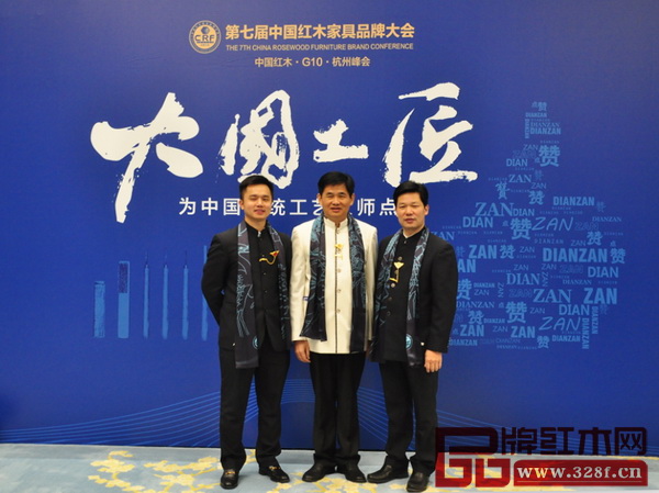 部分政府領(lǐng)導、行業(yè)協(xié)會領(lǐng)導、產(chǎn)區(qū)領(lǐng)導、權(quán)威專家、行業(yè)精英為大國工匠點贊 