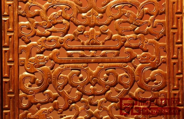黃花梨福祿壽紋隔扇十二件局部花紋 黃花梨福祿壽紋隔扇十二件局部花紋