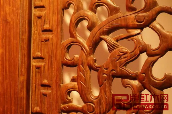 黃花梨福祿壽紋隔扇十二件螭龍紋 黃花梨福祿壽紋隔扇十二件螭龍紋