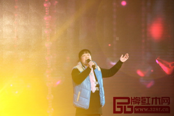 明堂紅木員工演唱歌曲 明堂紅木員工演唱歌曲