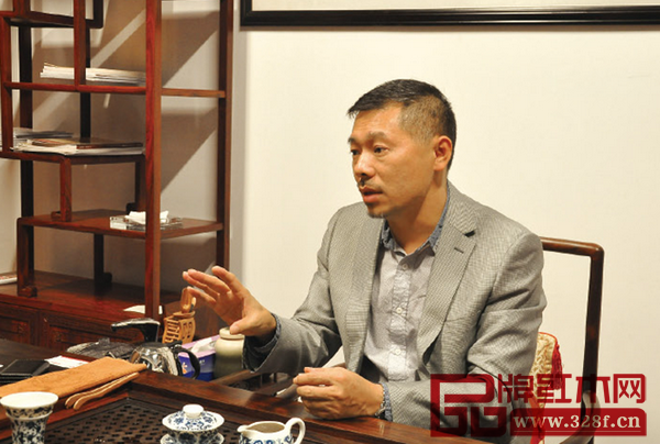 中山市大涌鎮(zhèn)青年企業(yè)家協(xié)會會長、紅博城董事長 林孟禮 中山市大涌鎮(zhèn)青年企業(yè)家協(xié)會會長、紅博城董事長 林孟禮