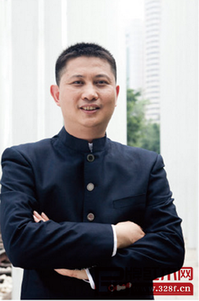 中山市家具商會會長、紅古軒總經(jīng)理 吳赤宇 中山市家具商會會長、紅古軒總經(jīng)理 吳赤宇