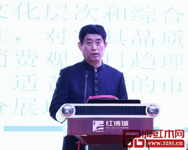 中國家具協(xié)會理事長朱長嶺 中國家具協(xié)會理事長朱長嶺