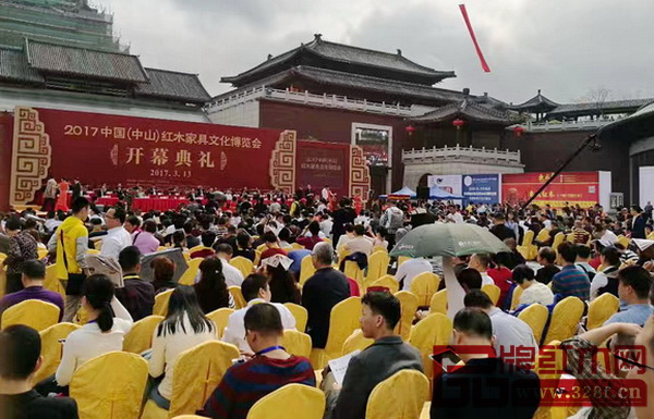 2017中山紅博會(huì)人氣火爆 2017中山紅博會(huì)人氣火爆