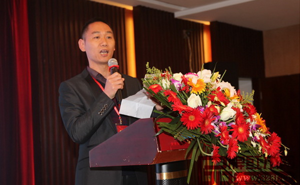 銘華紅木董事長陳杭民致開班詞 銘華紅木董事長陳杭民致開班詞