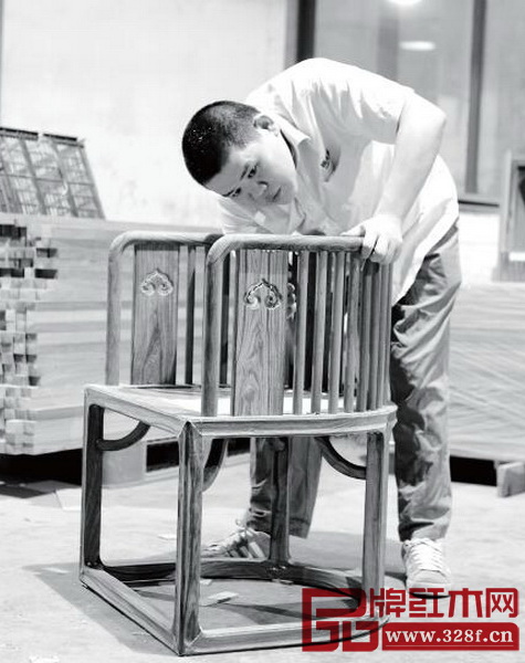 國壽椅生產(chǎn)流程——木工組裝