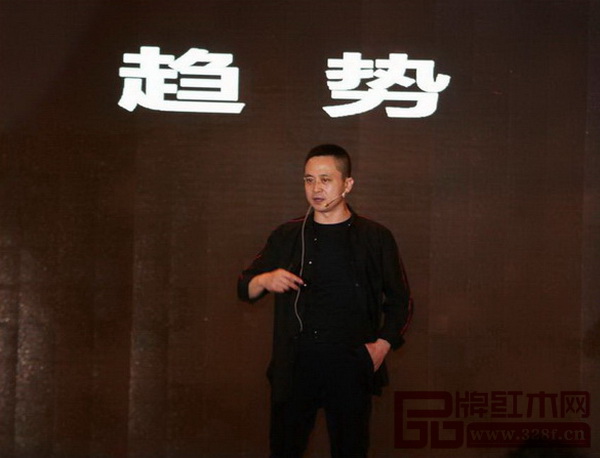 博大集團(tuán)營(yíng)銷總裁、中國(guó)家具行業(yè)著名品牌規(guī)劃專家和營(yíng)銷戰(zhàn)略專家劉凱璇分享家具行業(yè)趨勢(shì) 博大集團(tuán)營(yíng)銷總裁、中國(guó)家具行業(yè)著名品牌規(guī)劃專家和營(yíng)銷戰(zhàn)略專家劉凱璇分享家具行業(yè)趨勢(shì)