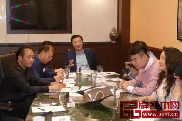 中國經(jīng)貿(mào)代表團(tuán)出席了澳大利亞經(jīng)貿(mào)與投資環(huán)境介紹會(huì)