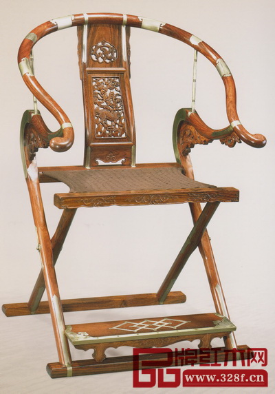 明式·黃花梨透雕麒麟紋交椅(區(qū)氏臻品) 明式·黃花梨透雕麒麟紋交椅(區(qū)氏臻品)