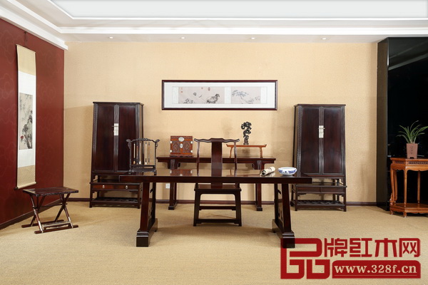 區(qū)氏臻品打造的明式書房系列家具高雅清新、匠心獨(dú)運(yùn) 區(qū)氏臻品打造的明式書房系列家具高雅清新、匠心獨(dú)運(yùn)