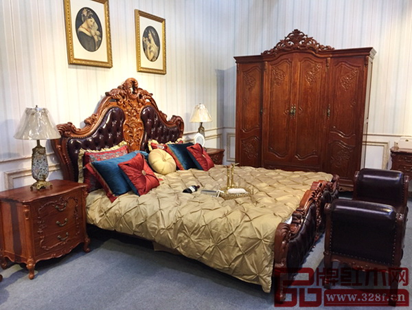 老周紅木旗下“周家公館”歐式紅木系列