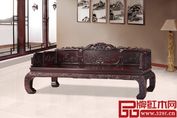 醉木苑致力紅木文化傳承與發(fā)揚，專注打造獨具深厚歷史底蘊及文化魅力的紅木精品