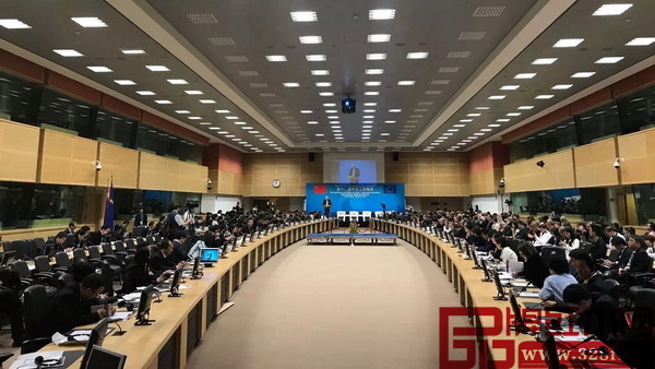 第12屆中歐工商峰會(huì)在歐盟總部布魯塞爾隆重舉行 第12屆中歐工商峰會(huì)在歐盟總部布魯塞爾隆重舉行